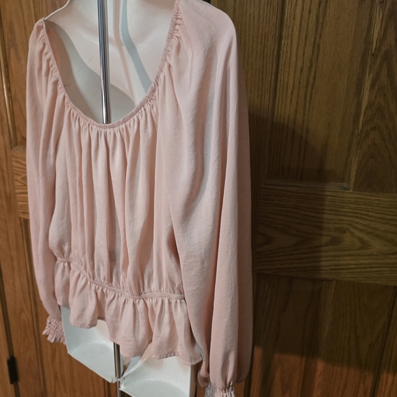 She + Sky Blush Pink Cropped Off Shoulder Long Sleeve Blouse - Picture 7 of 16